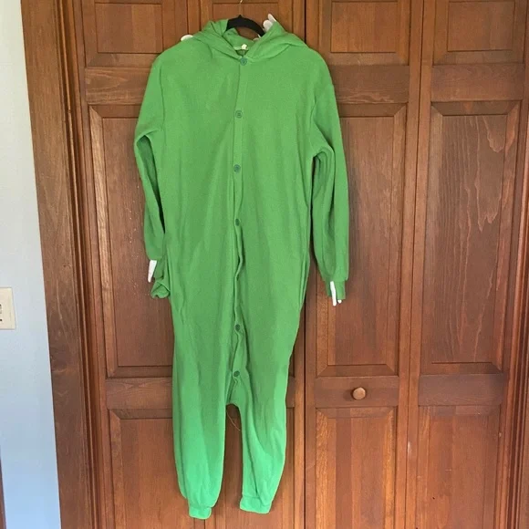 Monsters Inc Costume Disney Mike Wozokowski Green & White One Piece Costume/PJ’s - Picture 4 of 7